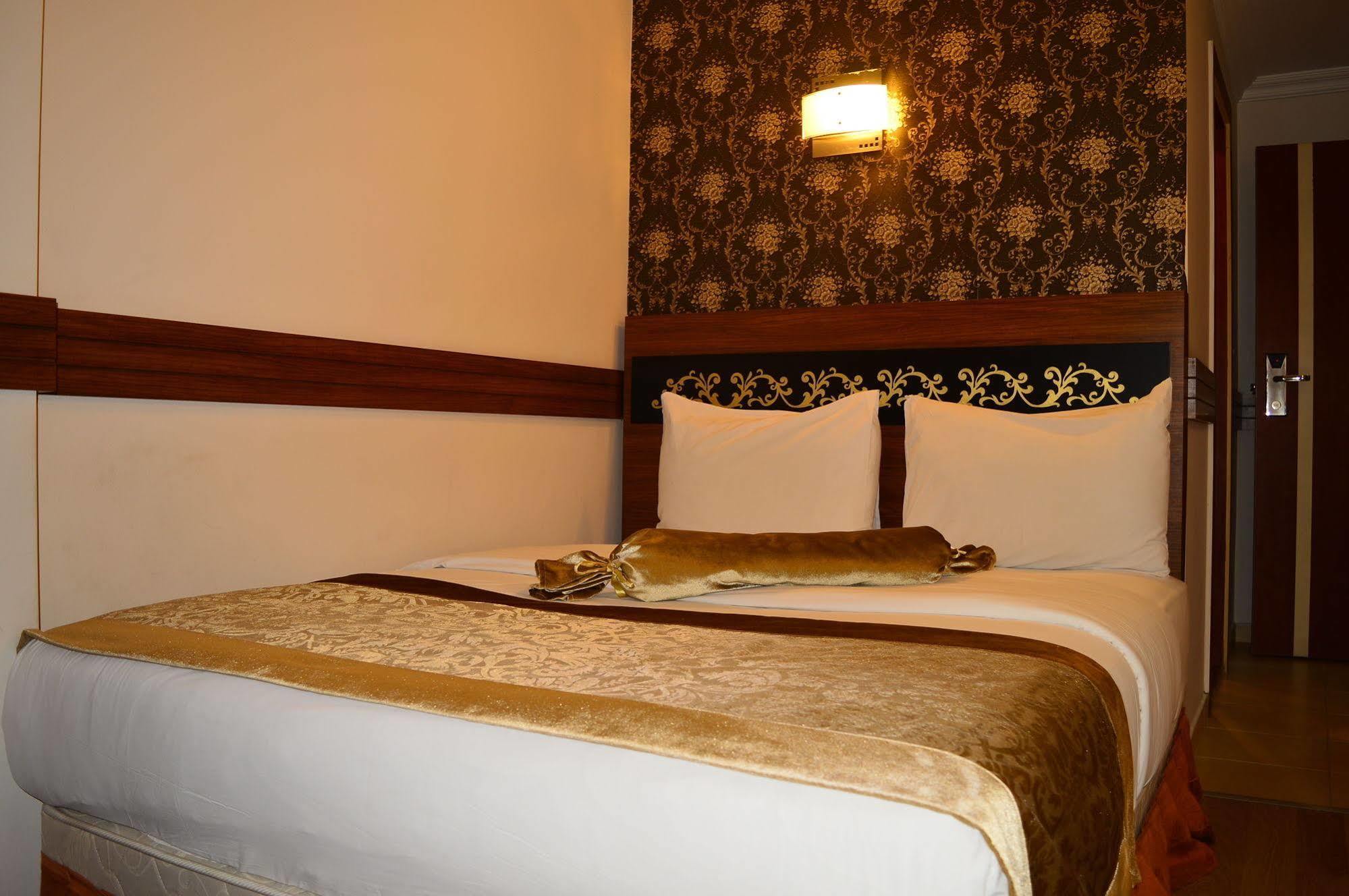 Hotel Bern Istanboel